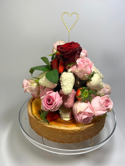 Torten Gesteck aus Schokoerdbeeren und Blumen